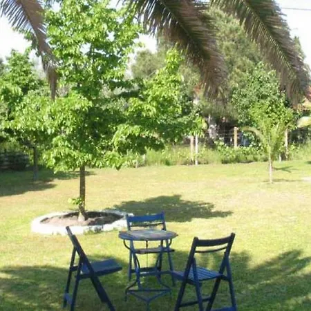 House In With Big Garden For 5 Persons. Βουρβουρού