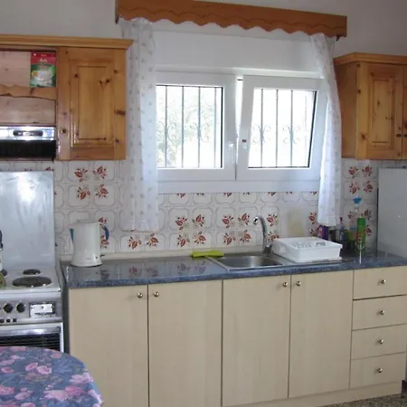 House In With Big Garden For 5 Persons. Дом отдыха Вурвуру