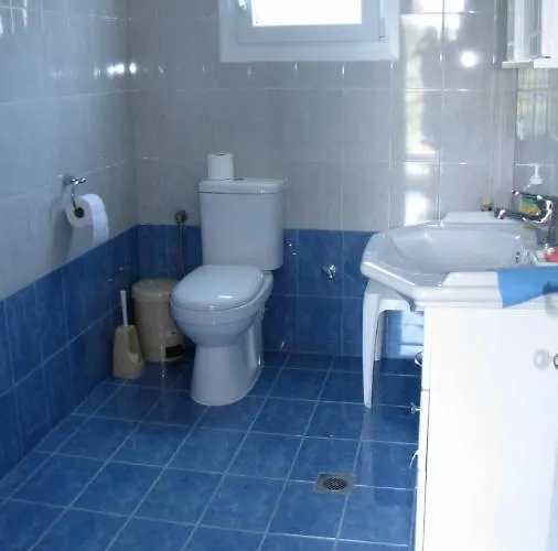 House In With Big Garden For 5 Persons. * Vourvourou