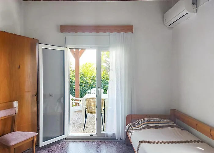 Hébergement de vacances House In With Big Garden For 5 Persons. Vourvourou