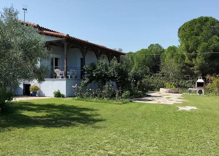 House In With Big Garden For 5 Persons. Holiday home